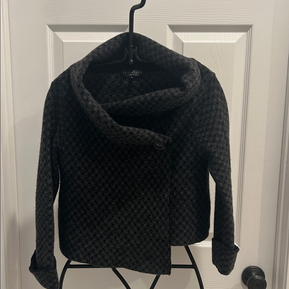 ChiaraMente  Black and Gray Women's sweater cropped jacket